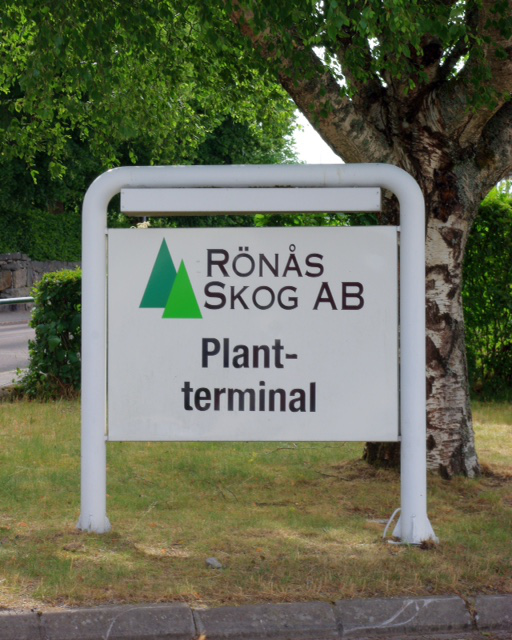 ronasskog-skylt-frontpage Rönås Skog hjälper dig med plantering, avverkning, röjning